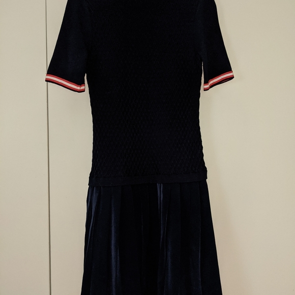 Women's Tommy Hilfiger Navy Blue Dress Size Medium - Picture 2 of 3